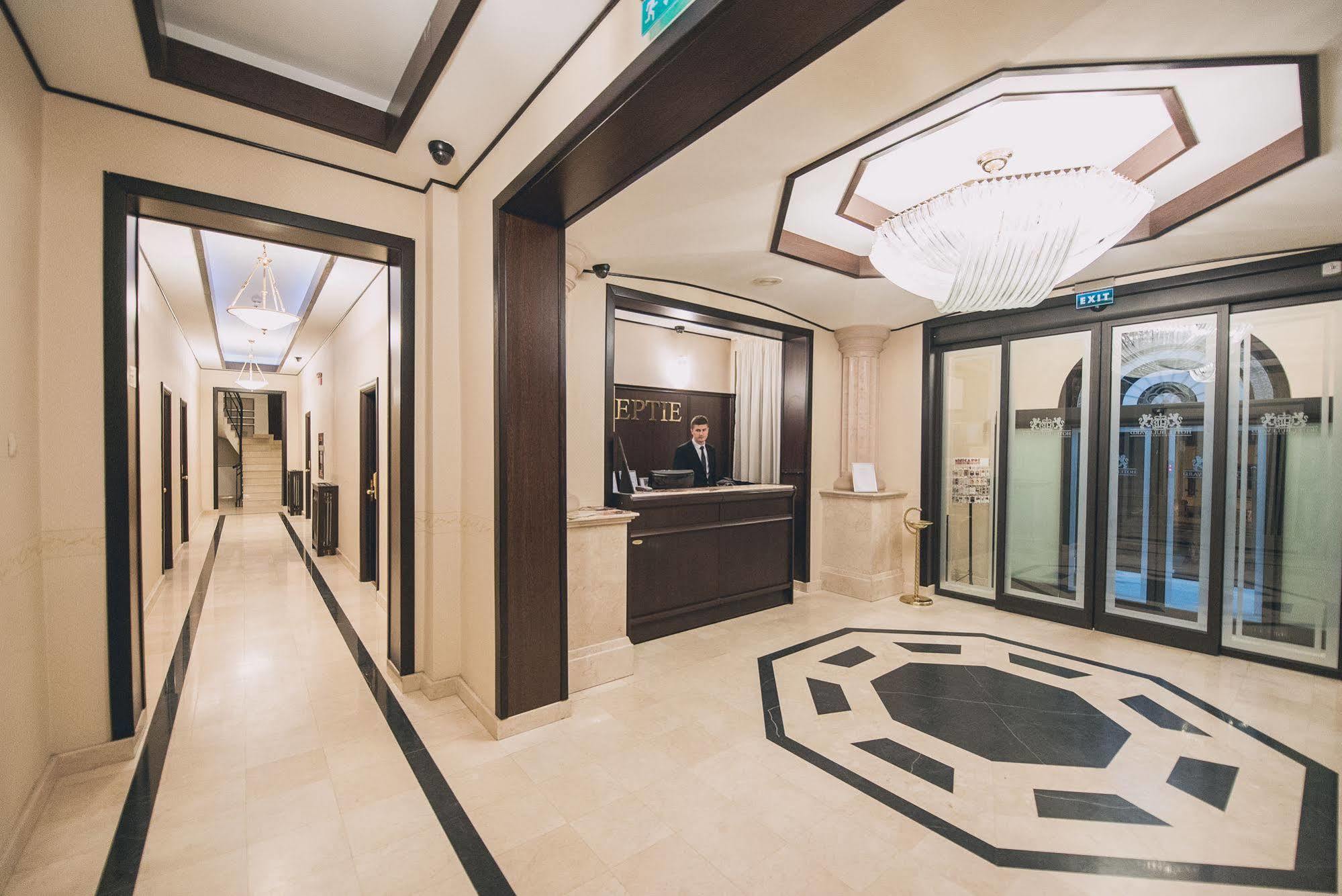 Hotel Bulevard 3*